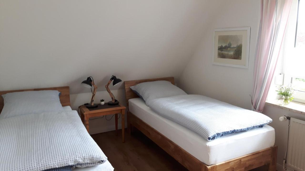 Ferienhaus Gartenstrasse Osten エクステリア 写真